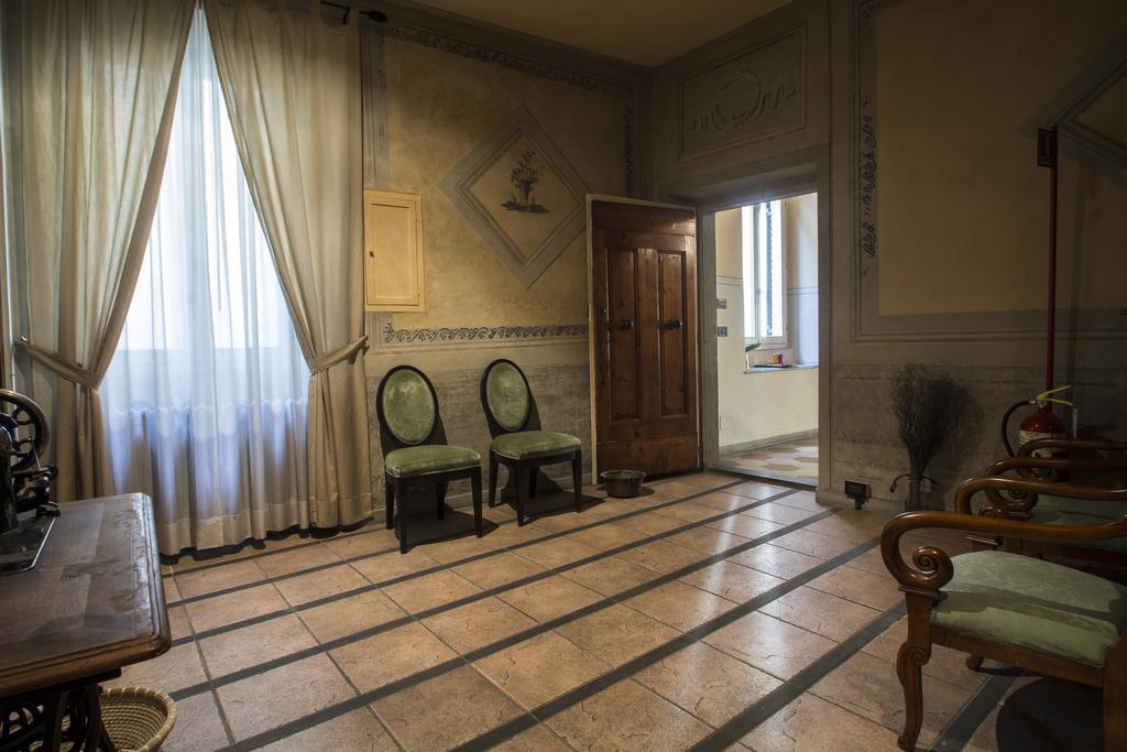 Residence Manassei Prato  Bagian luar foto