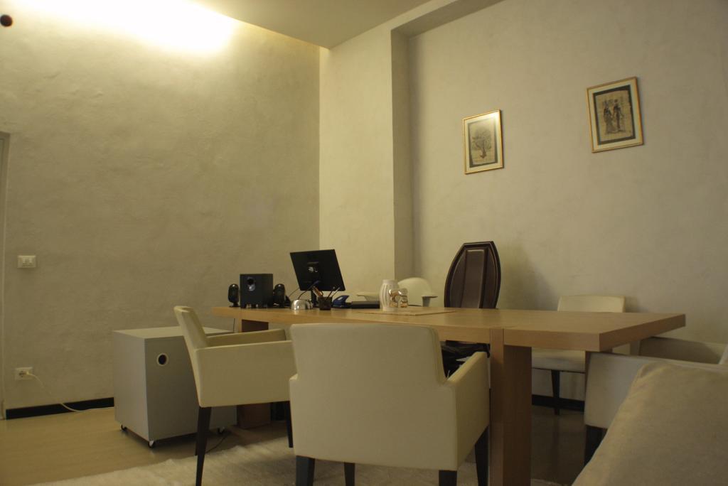 Residence Manassei Prato  Bagian luar foto