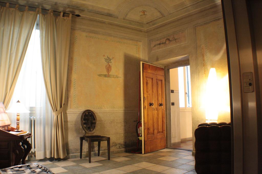 Residence Manassei Prato  Bagian luar foto
